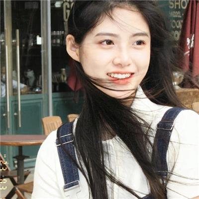 家庭圣女 海报
